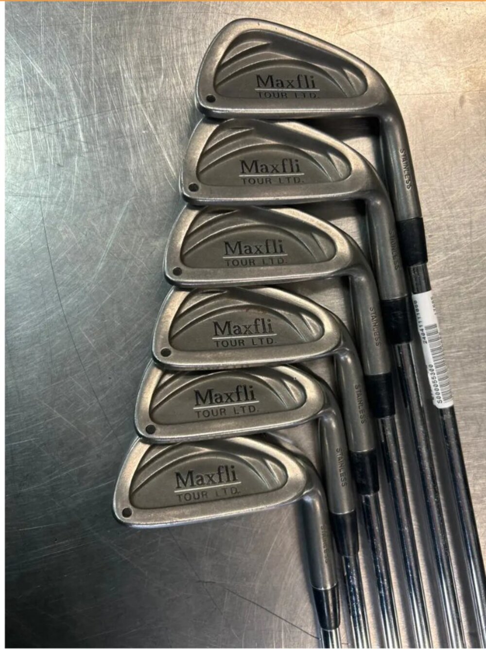 Mens MAXFLI Tour LTD.  Iron set